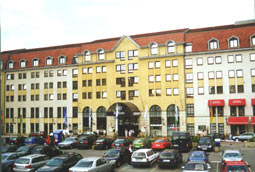Hilton Dresden, 2001