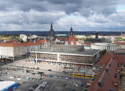 Altmarkt und Kulturpalast